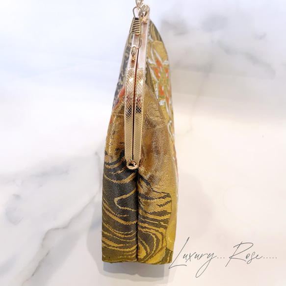新作！ブラックゴールド♡情緒漂う華輪模様♡高級西陣織帯バッグ　パーティーバッグ　帯リメイク　フォーマルバッグ　 5枚目の画像
