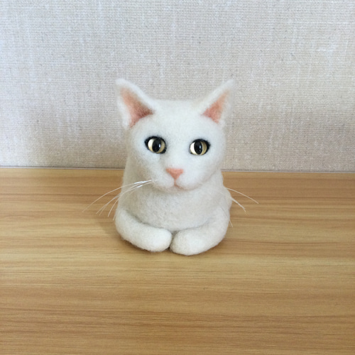 羊毛フェルト 猫 サンプルページ 白猫 L L L ハンドメイド 香箱座り