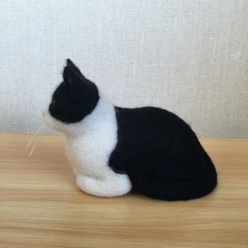 羊毛フェルト　猫 　『アクロン様』専用ページ 羊毛フェルト 白黒猫 羊毛フェルト masapan 通販 17297439