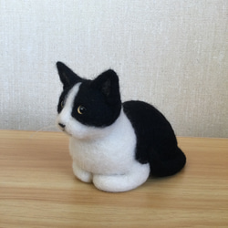 羊毛フェルト　白黒猫 2枚目の画像