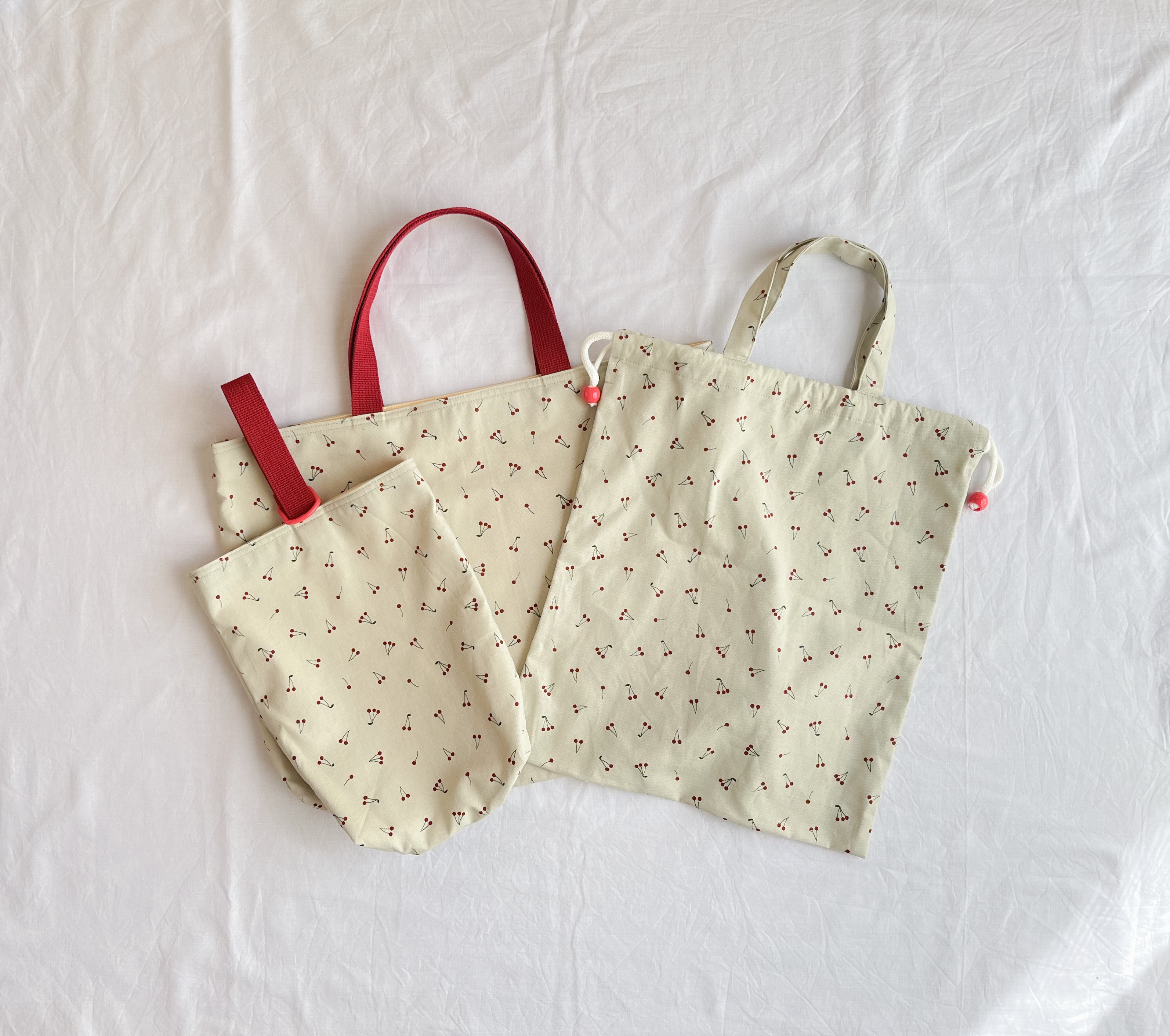 小さな赤いさくらんぼ　入園入学  3点セット　女の子