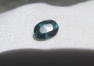 N.73 インディゴライト・ルース　光度が高く各種のリングやネックレスにおすすめの美しいインディゴカラーのトルマリン