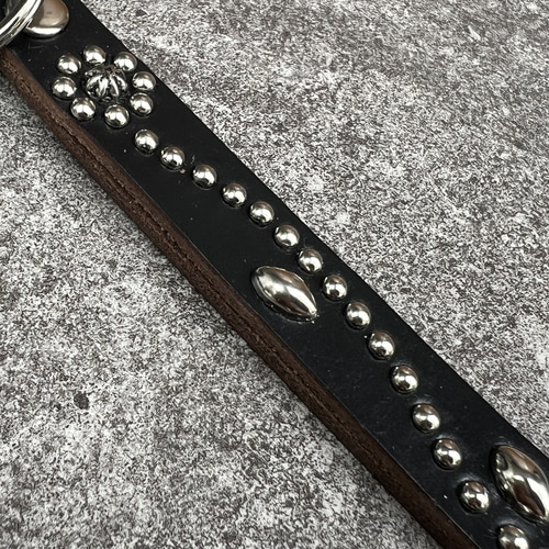 ホーウィンクロムエクセル キーホルダー キーリング スタッズ 茶芯