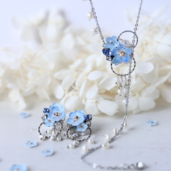 ギフトセットB》ネモフィラ(水色)と淡水パールのロングネックレス＋