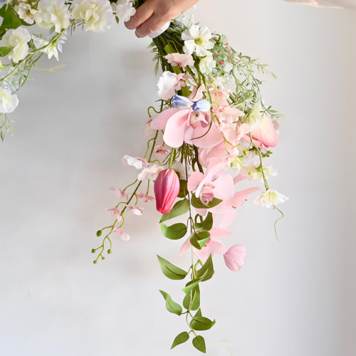 チューリップと胡蝶蘭のバレリーナブーケ ウエディングブーケ