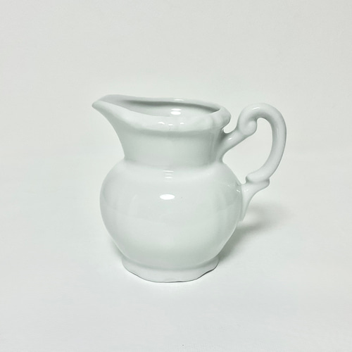 クラシックなツボ型ミルクピッチャー(クリーマー) その他