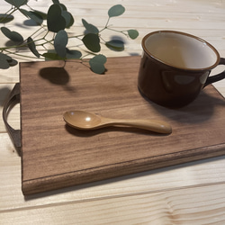 【在庫限りセール】大きめwood plate＊ カフェトレー　木製 ポットマット 鍋敷き　グラタン皿受け 7枚目の画像