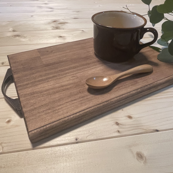 【在庫限りセール】大きめwood plate＊ カフェトレー　木製 ポットマット 鍋敷き　グラタン皿受け 3枚目の画像