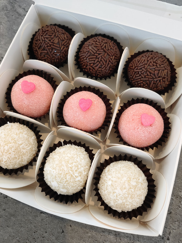 ブリガデイロ ブラジルスイーツ Brigadeiros 人気・おすすめ｜省スペース設計・旅行向けにおすすめ 公式 プライバシー配送 今だけ特典付き