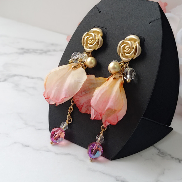 春天的顏色，甜粉色，洛可可風格大花朵耳環 | 耳環，玫瑰，經典洛麗塔花瓣 第3張的照片