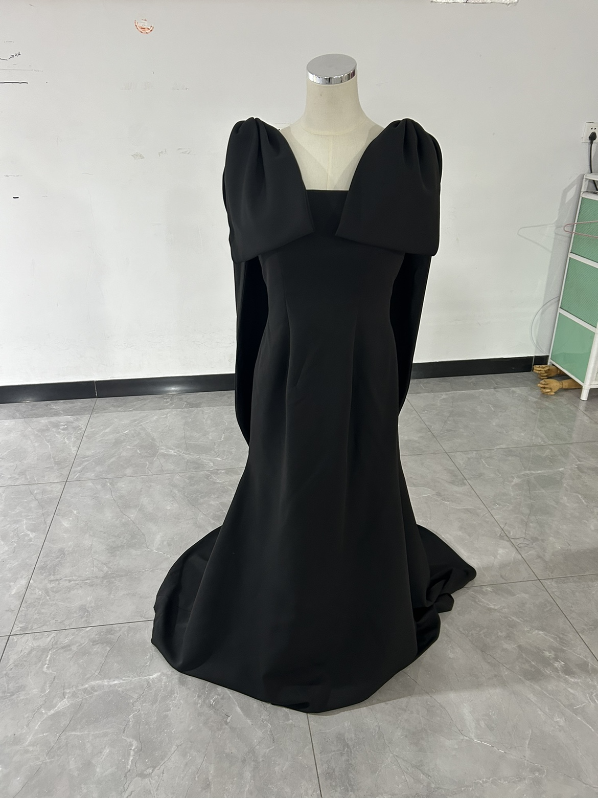 パーティードレス ブラック オンショルダードレス リボン 背中見せ 演奏会