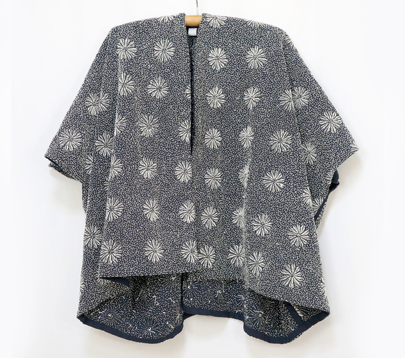 手仕事が美しいインディゴ染め刺し子刺繍長袖羽織ジャケット、ゆったりサイズ 15枚目の画像