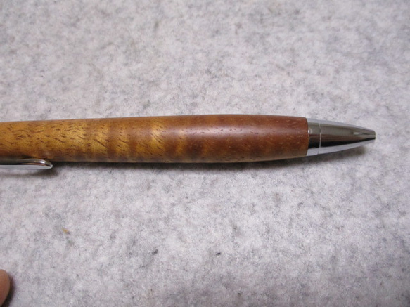 ハワイアンコア　カーリー杢　椿油仕上げ　木軸ボールペン(シャープペンシル)　希少材 7枚目の画像