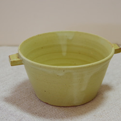 苅安色の耳付きスープカップ・サラダぼうる 1枚目の画像
