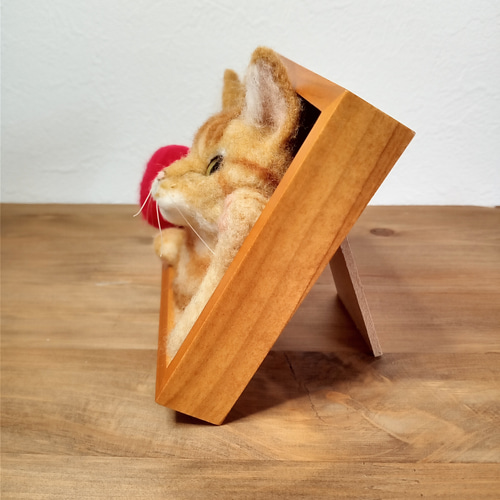 触れ合える！ハイタッチ猫ちゃん〗茶トラ猫【羊毛フェルト】 羊毛