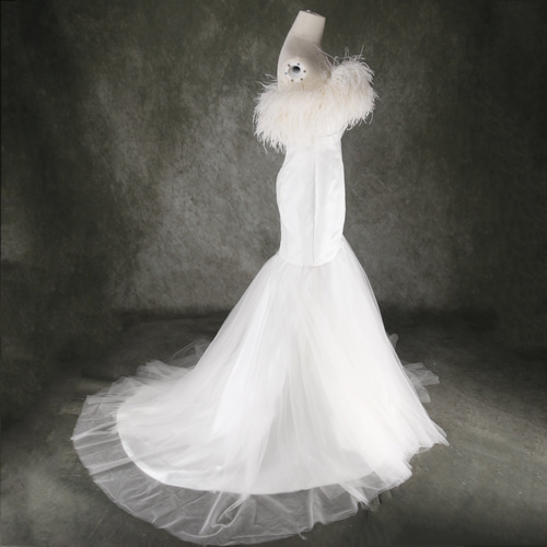 送料無料！ウェディングドレス ベアトップ マーメイドライン  