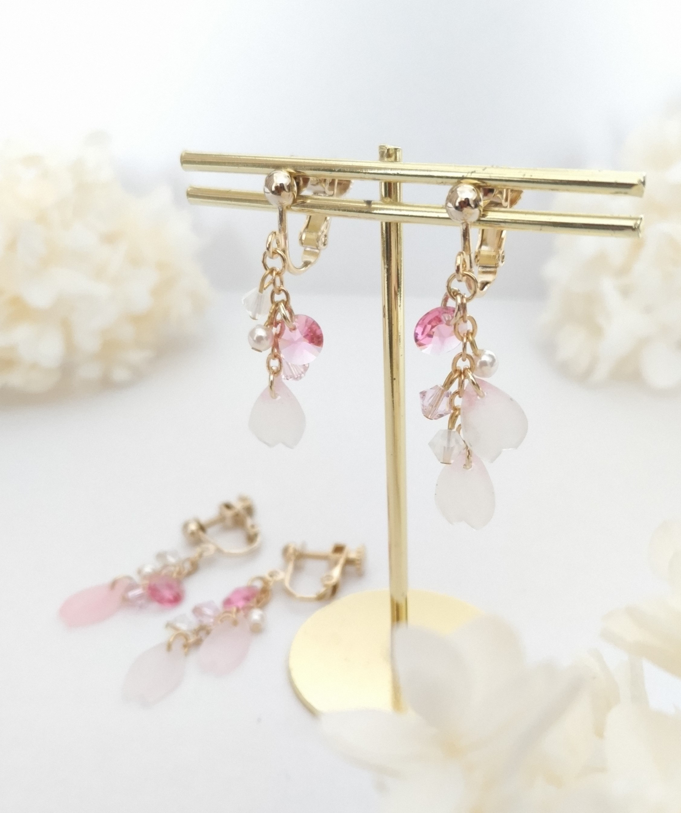 ☆❤️ 桜　さくら　花びら　春　ピアス　イヤリング　ハンドメイド ☆❤️ 桜　さくら　花びら　春　ピアス　イヤリング　ハンドメイド