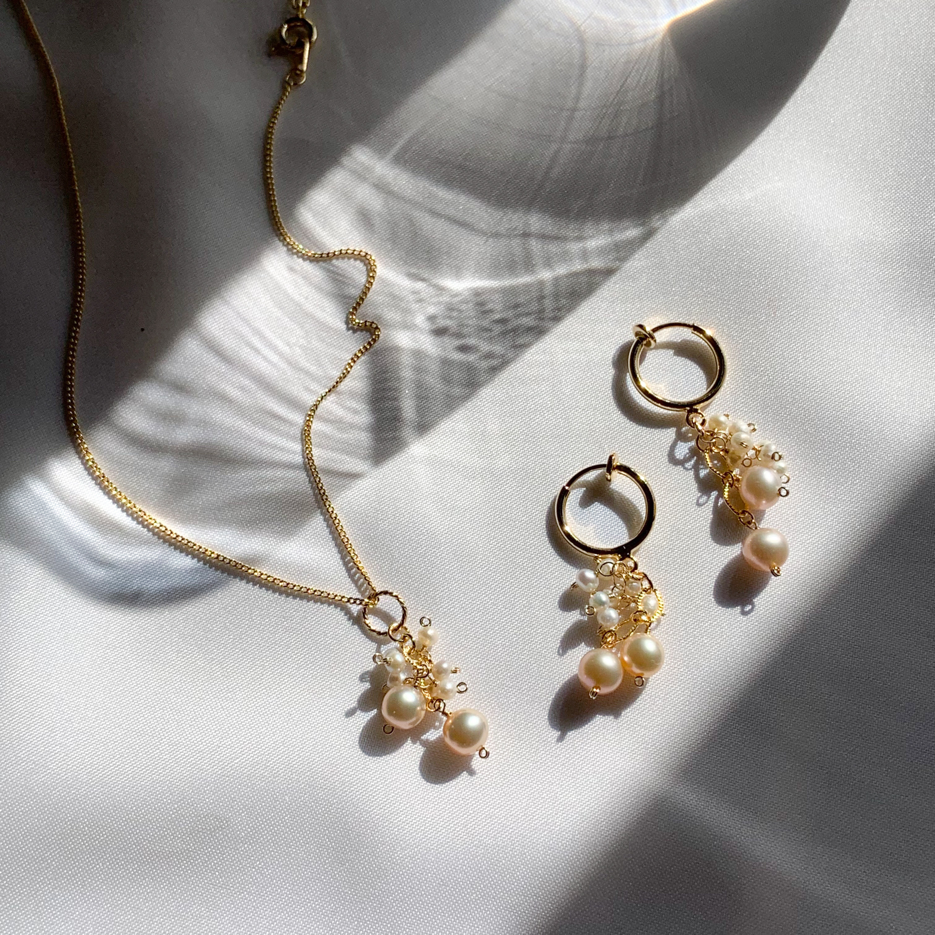 creema限定✴︎春の福袋✴︎ 淡水ケシパール（淡オレンジ）14kgfピアス/16kgp・16kgpネックレス