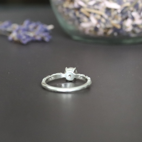 モルガナイト　silverリング 天然モルガナイト0.5カラットのシルバーリング シルバー925 指輪