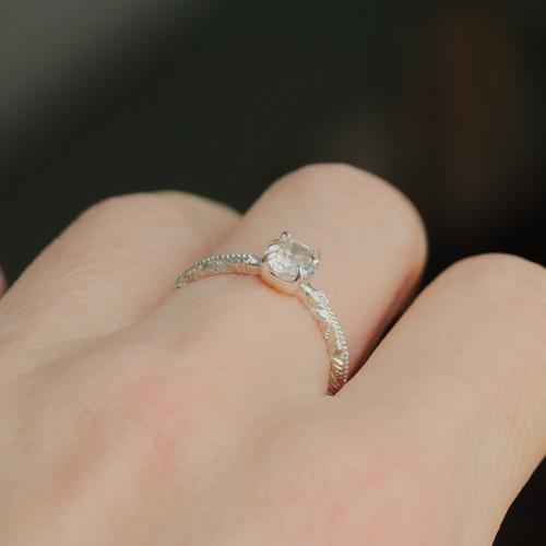 モルガナイト　silverリング 天然モルガナイト0.5カラットのシルバーリング シルバー925 指輪