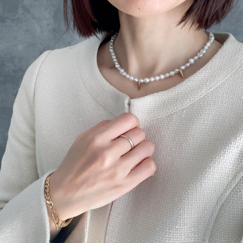 バロックパールのスパイクネックレス/サージカルステンレス/金属