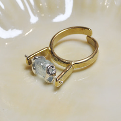 真鍮・銀・アクアマリンの指環：《回転運動 01/Révolution 01》フリーサイズ 5枚目の画像