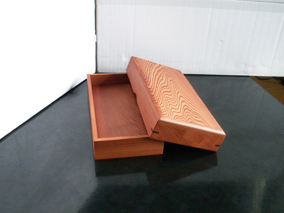 ●Newサイズ変更　屋久杉　無垢　大きな筆箱　ペンケース　宝くじ箱　小物入れ　木製　K296 7枚目の画像