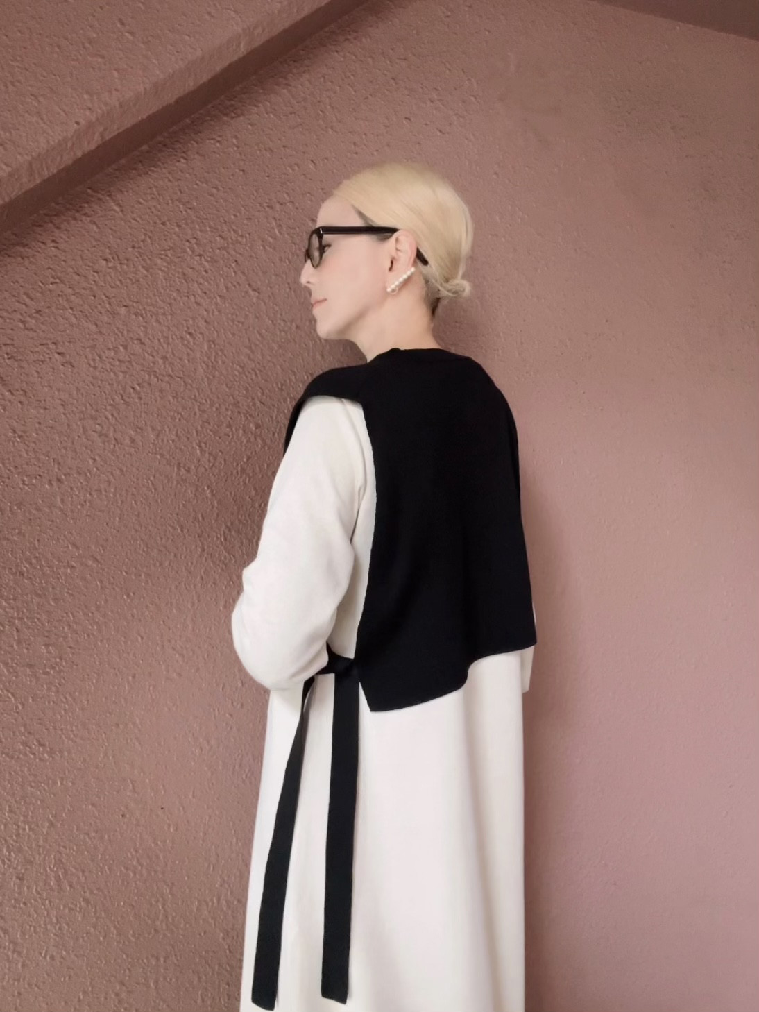 RATA❤️大人の細見え春ニットワンピース＆紐付きベスト❤️国産オリジナル❤️おしゃれ上品アイボリー❤️普段着&式にも