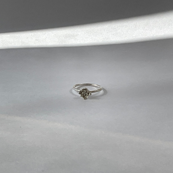 ヒツジグサの指輪 ジルコン sv925 スイレン　12月誕生石 9枚目の画像
