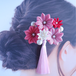 つまみ細工髪飾り　小花パール　ピンク（和装髪飾り　ブローチ） 1枚目の画像