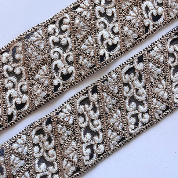 【50cm】インド刺繍リボン　ブラックxホワイト　GN956 5枚目の画像