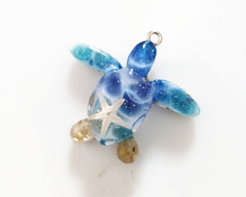 ハンドメイド　ガラス細工 ネックレス　ウミガメデザイン 78d926cdd2a27d5f58ad68d5d56771