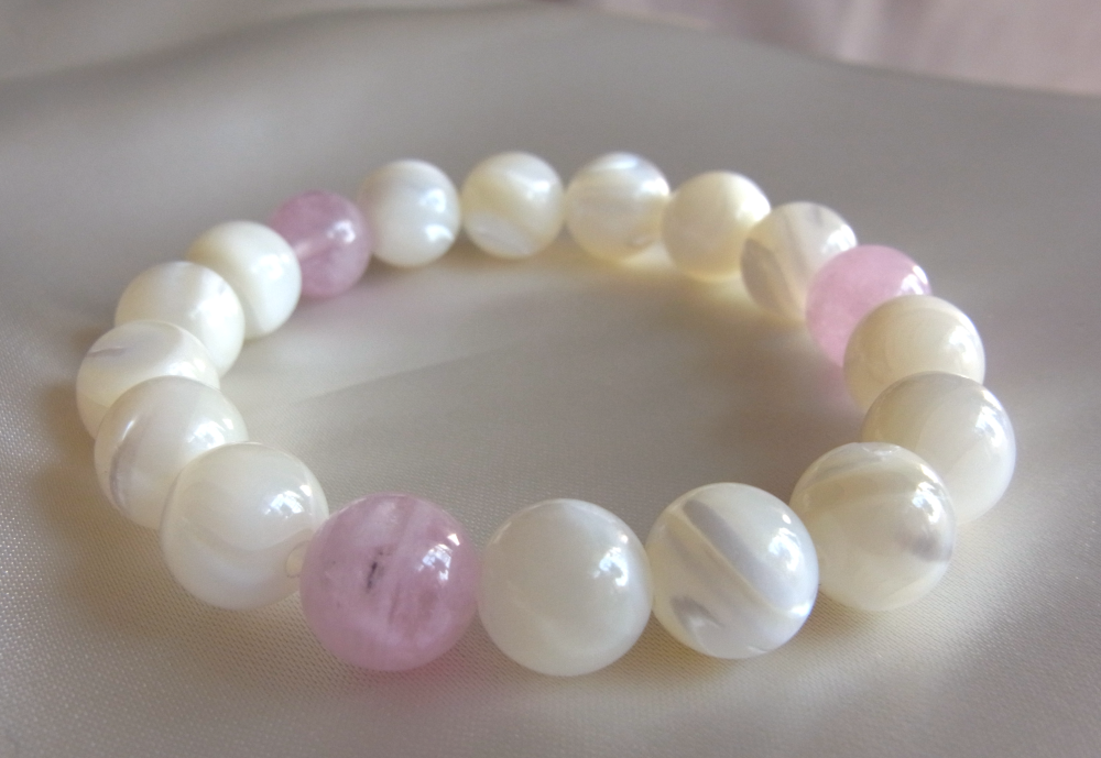 自分の心を大切に/マザオブパール/ローズクオーツ/10ミリ玉/ブレスレット/天然石/サイズS