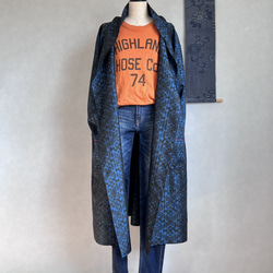 藍色紬をさらりと羽織るドレープコート　コートガウン　着物リメイク　アップサイクル 7枚目の画像
