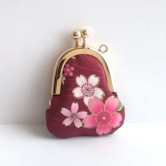 小さいがま口♪豆姫♪小さい財布,小銭入,ポーチ,サコッシュ,clasp,蝶,桜,butterfly,sakura 2枚目の画像