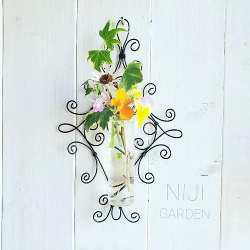 花瓶　手作り工芸品 ワイヤーアート 花瓶と花 （受注制作】白いお花の花束 ワイヤー