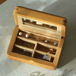 高級天然木製 小型ジュエリーボックス - 多機能収納＆ 鏡付き - エレガントなデザイン 1枚目の画像