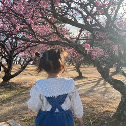 リネン花柄刺繍レースブラウス　ベビー服　子供服　70 80 90 100  リネンブラウス　長袖　セーラー襟ブラウス 4枚目の画像