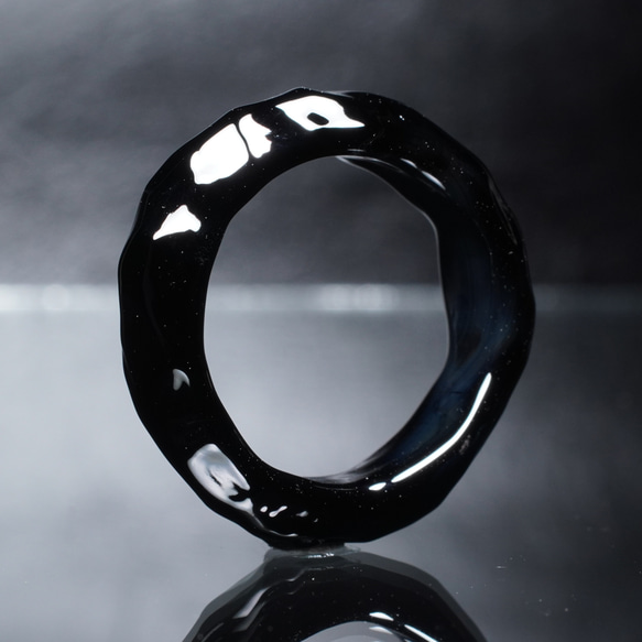 ガラスの氷　漆黒 Ring　【YASUDA GLASS】 3枚目の画像