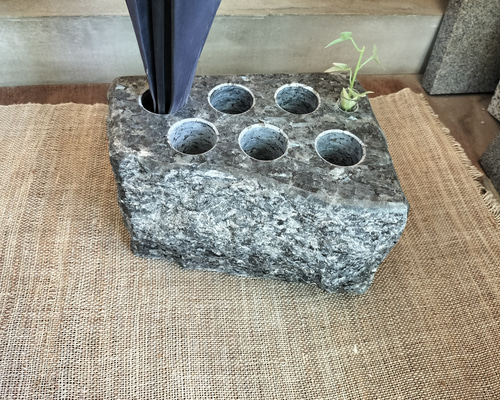 傘石 kasaishi ノルウェー産御影石 ブルーパール 5 傘立て 石の暮らし