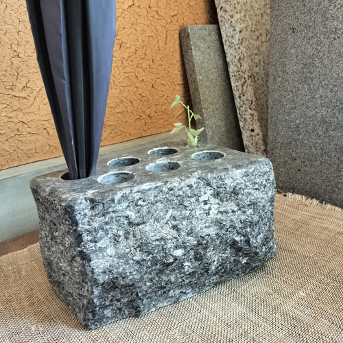 傘石 kasaishi ノルウェー産御影石 ブルーパール 5 傘立て 石の暮らし