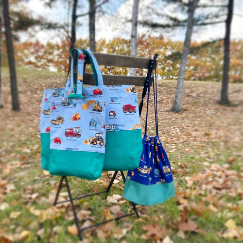 送料無料♬はたらく車柄♬レッスンバッグと上履き入れ、体操服入れ3点