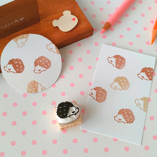 消しゴムはんこNo.86 りんごとハリネズミ