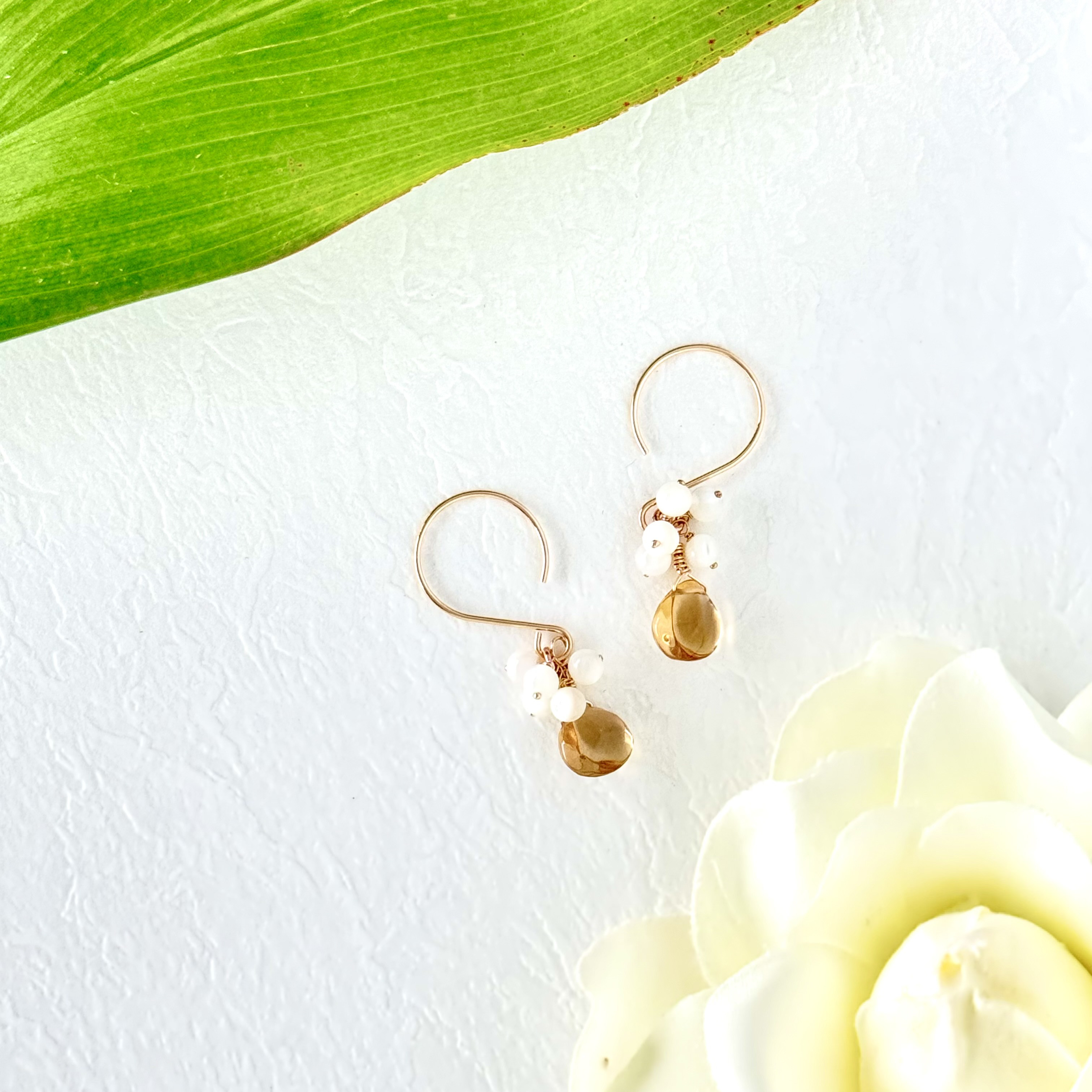 シャンパンクォーツのショートピアス