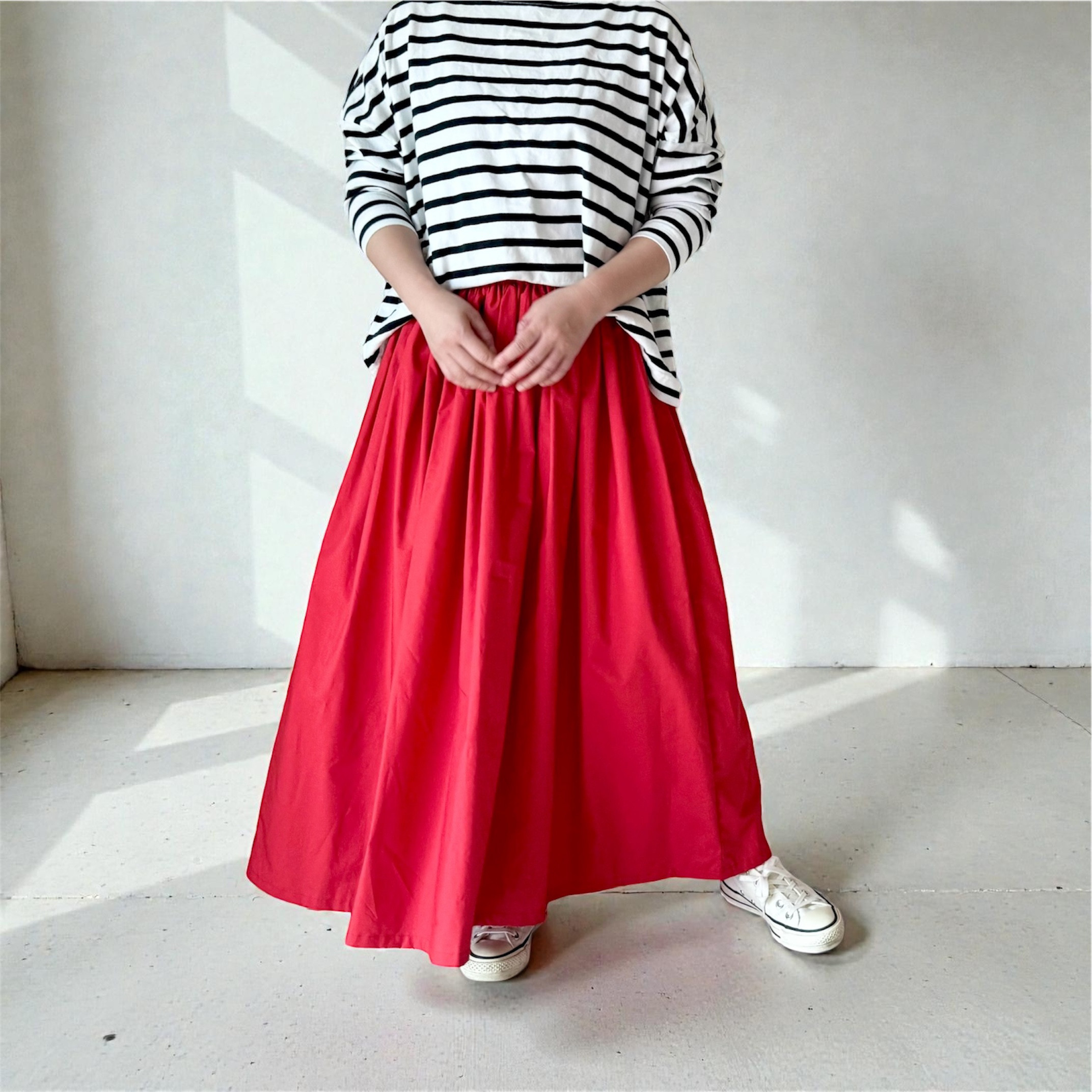 キレイめに着れる♪タイプライターのギャザースカート　深みレッド