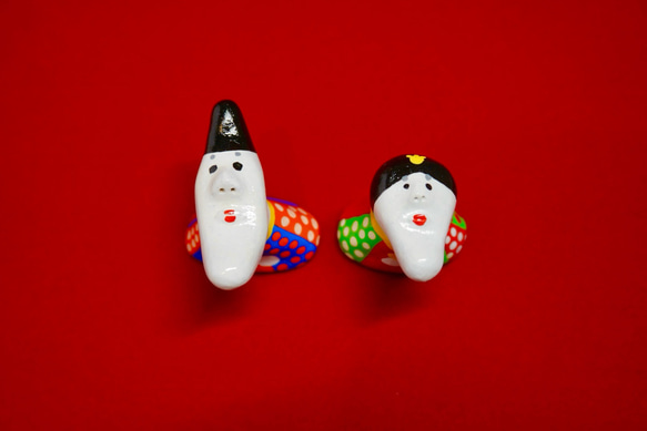お雛さま、すみません顎をお借りします箸置き 箸・箸置き LARVAL CLAY