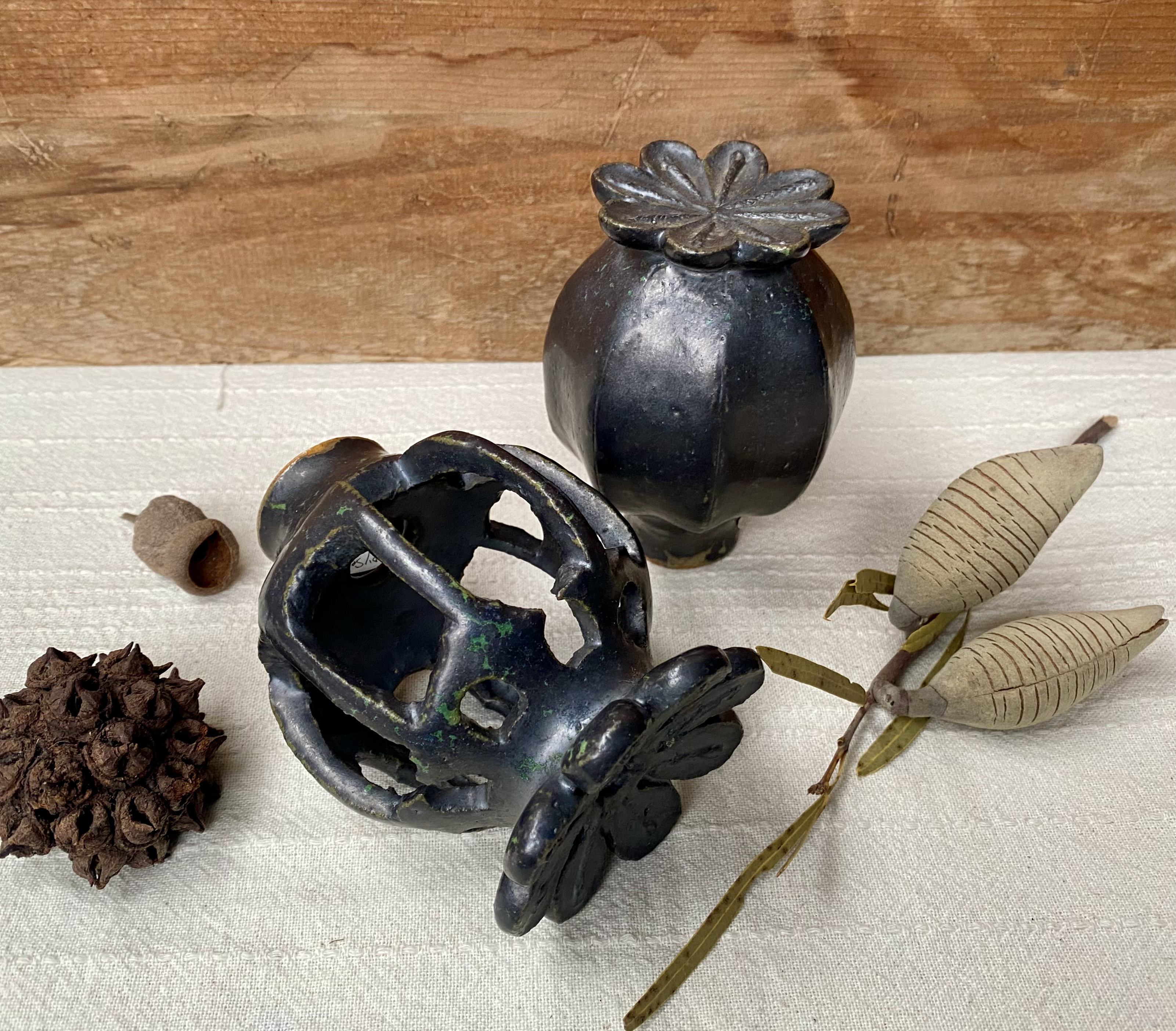 ポピーシードポッド（オブジェ・青銅釉）