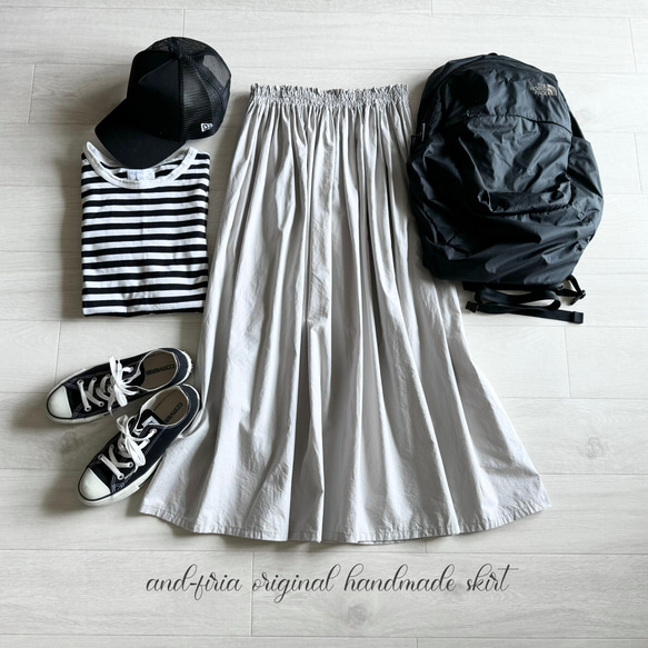 キレイめに着れる♪タイプライターのギャザースカート　アイスグレー 4枚目の画像