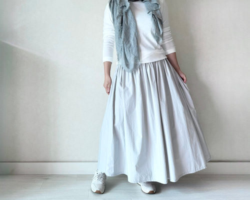 キレイめに着れる♪タイプライターのギャザースカート アイス