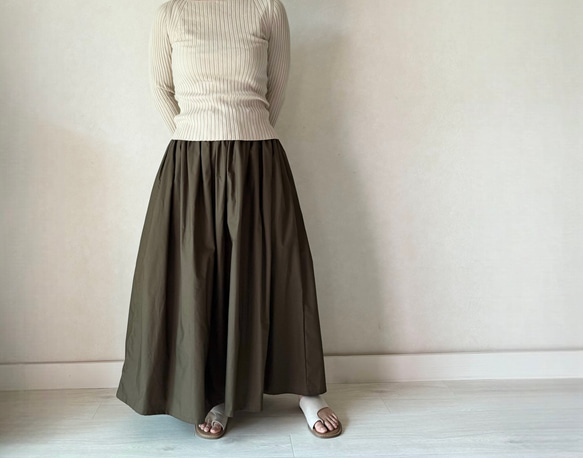 綺麗めに着れる♪タイプライターのギャザースカート　ショコラブラウン 2枚目の画像